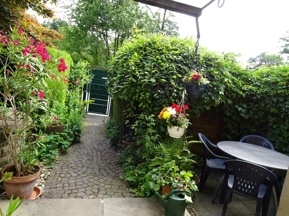 Ferienwohnung Im Gruenen Mit Balkon Herdecke Ngoại thất bức ảnh
