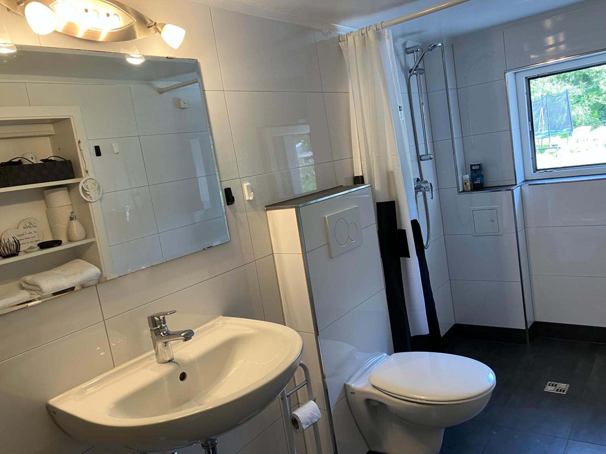 Ferienwohnung Im Gruenen Mit Balkon Herdecke Ngoại thất bức ảnh